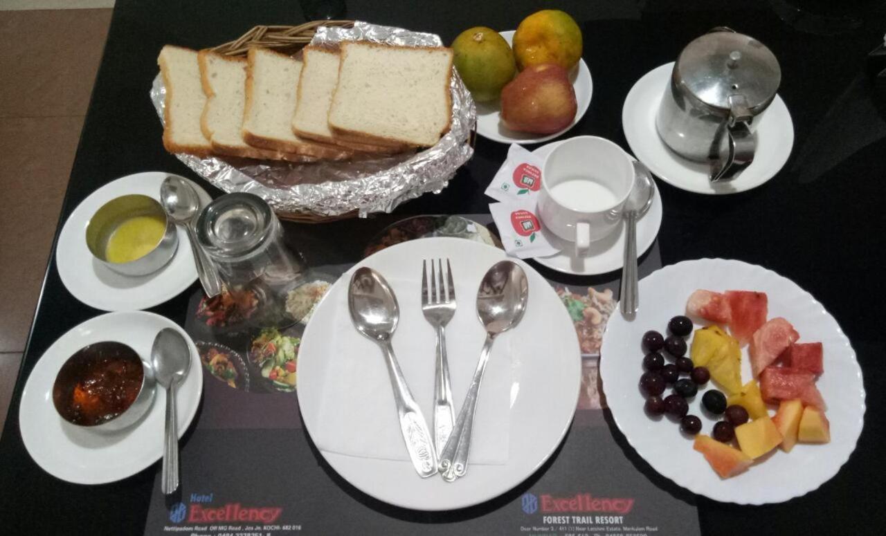 Hotel Excellency Коччи Экстерьер фото
