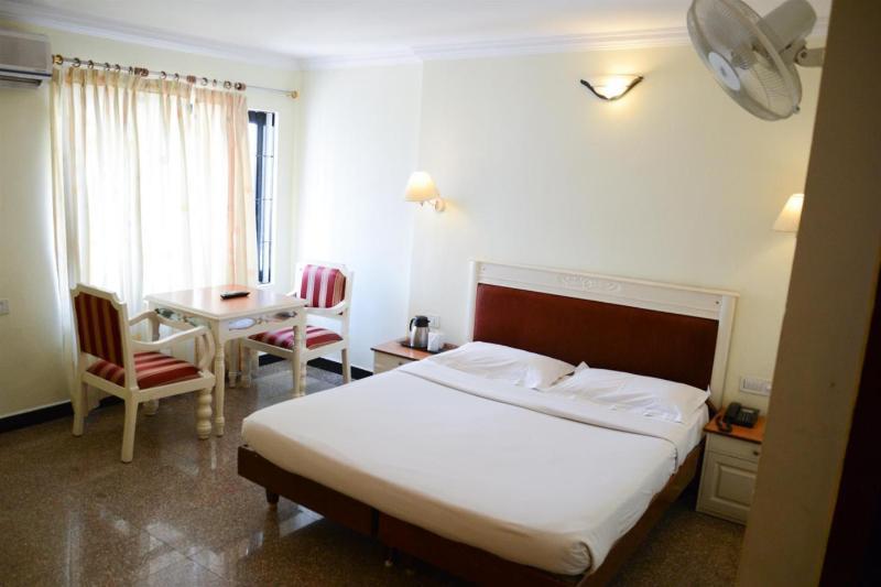 Hotel Excellency Коччи Экстерьер фото