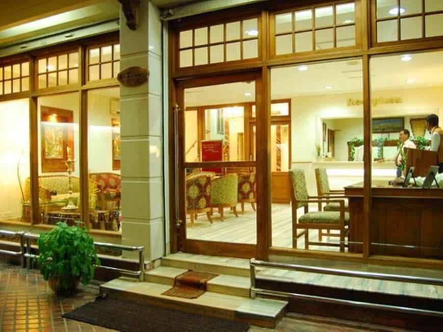 Hotel Excellency Коччи Экстерьер фото