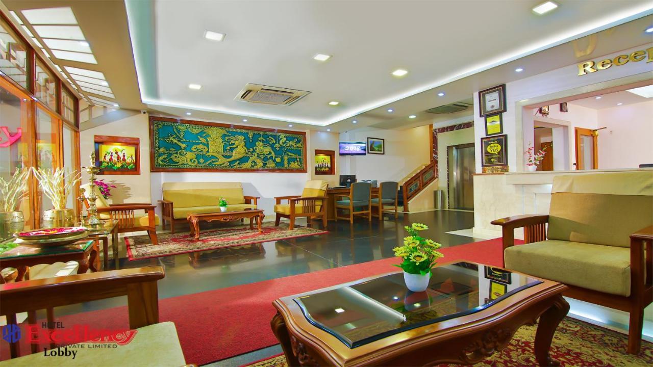 Hotel Excellency Коччи Экстерьер фото