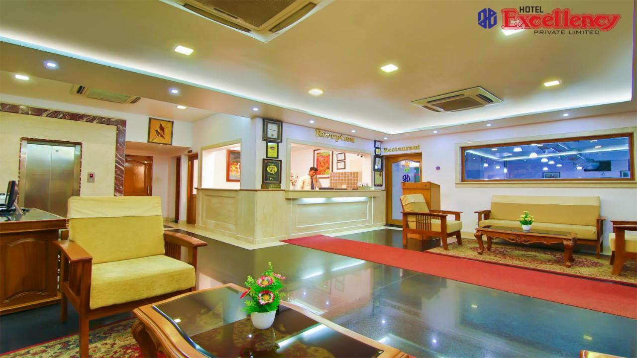 Hotel Excellency Коччи Экстерьер фото