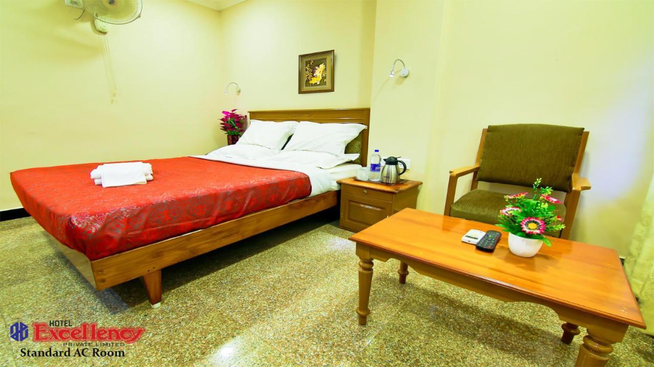 Hotel Excellency Коччи Экстерьер фото