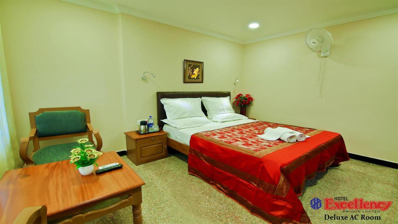 Hotel Excellency Коччи Экстерьер фото