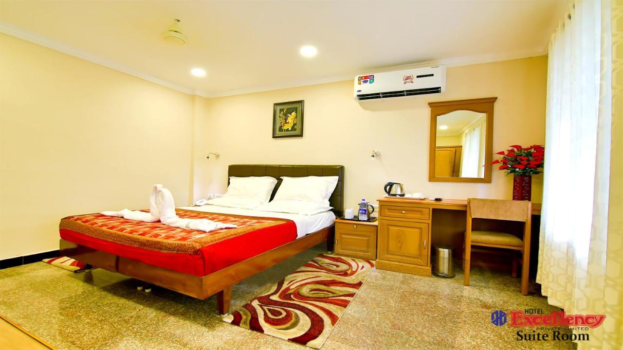 Hotel Excellency Коччи Экстерьер фото