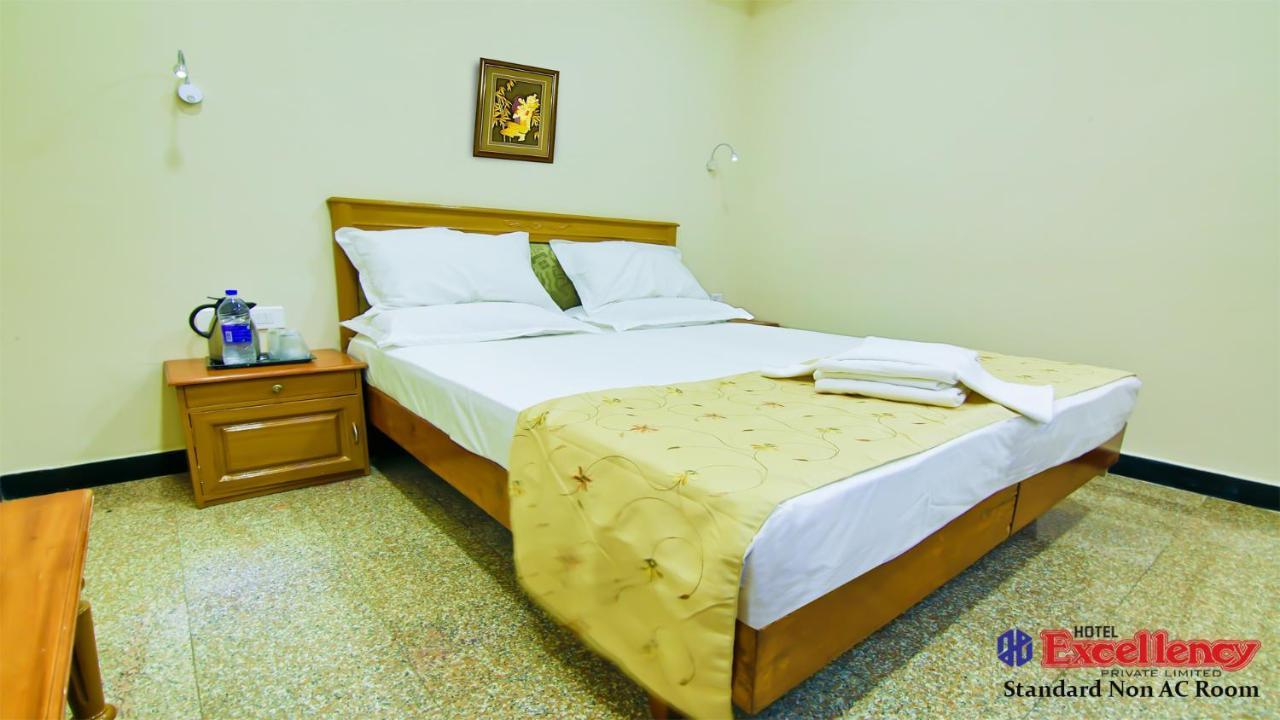 Hotel Excellency Коччи Экстерьер фото